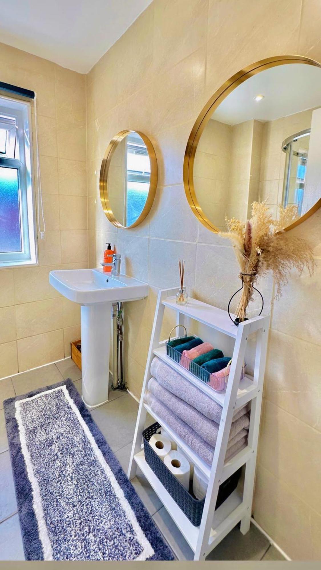 Charming 3-Bedroom House With Garden In Portsmouth, Close Parking, Train Station & Gunwharf Dış mekan fotoğraf